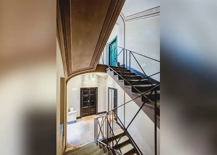 Guesthost - Spanish Steps Luxury דירה *